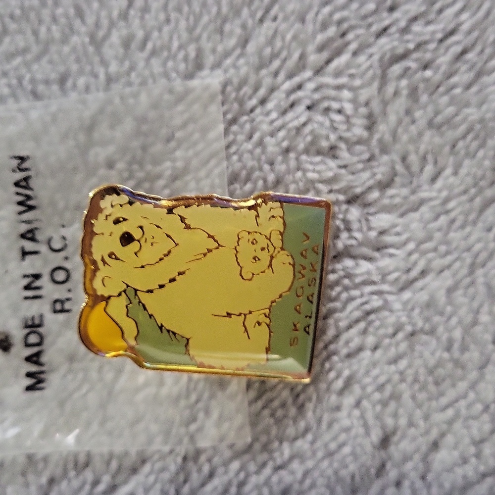NWT Vintage Skagway Lapel Pins - Picture 5 of 6